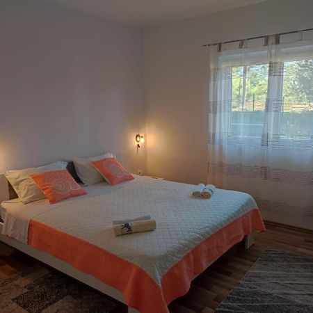 Apartment Mali Duje Puticanje Eksteriør bilde