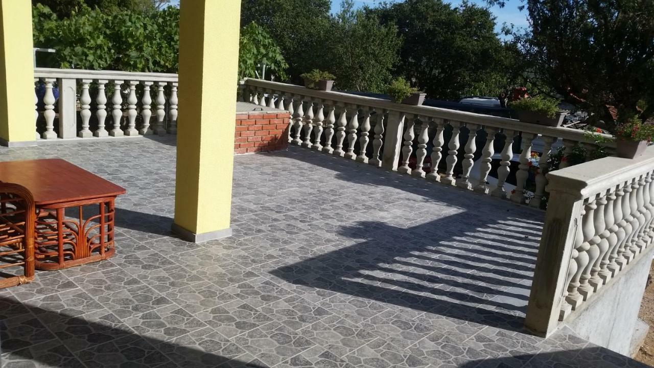 Apartment Mali Duje Puticanje Eksteriør bilde
